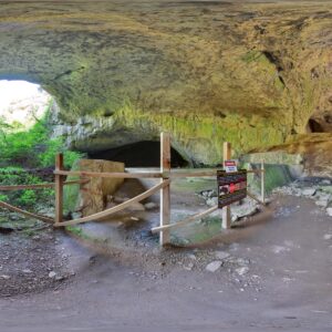 Devetashka Cave Bulgaria 6/8